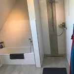 펜션 Momke Am Diek Haushaelfte B *