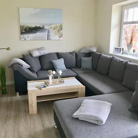 Momke Am Diek Haushaelfte B 別荘 *