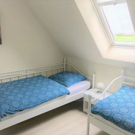 Momke Am Diek Haushaelfte B * Simonsberg